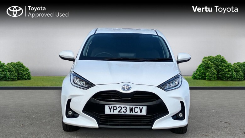 Toyota Yaris 1.5 Hybrid Design 5dr CVT Hybrid Hatchback